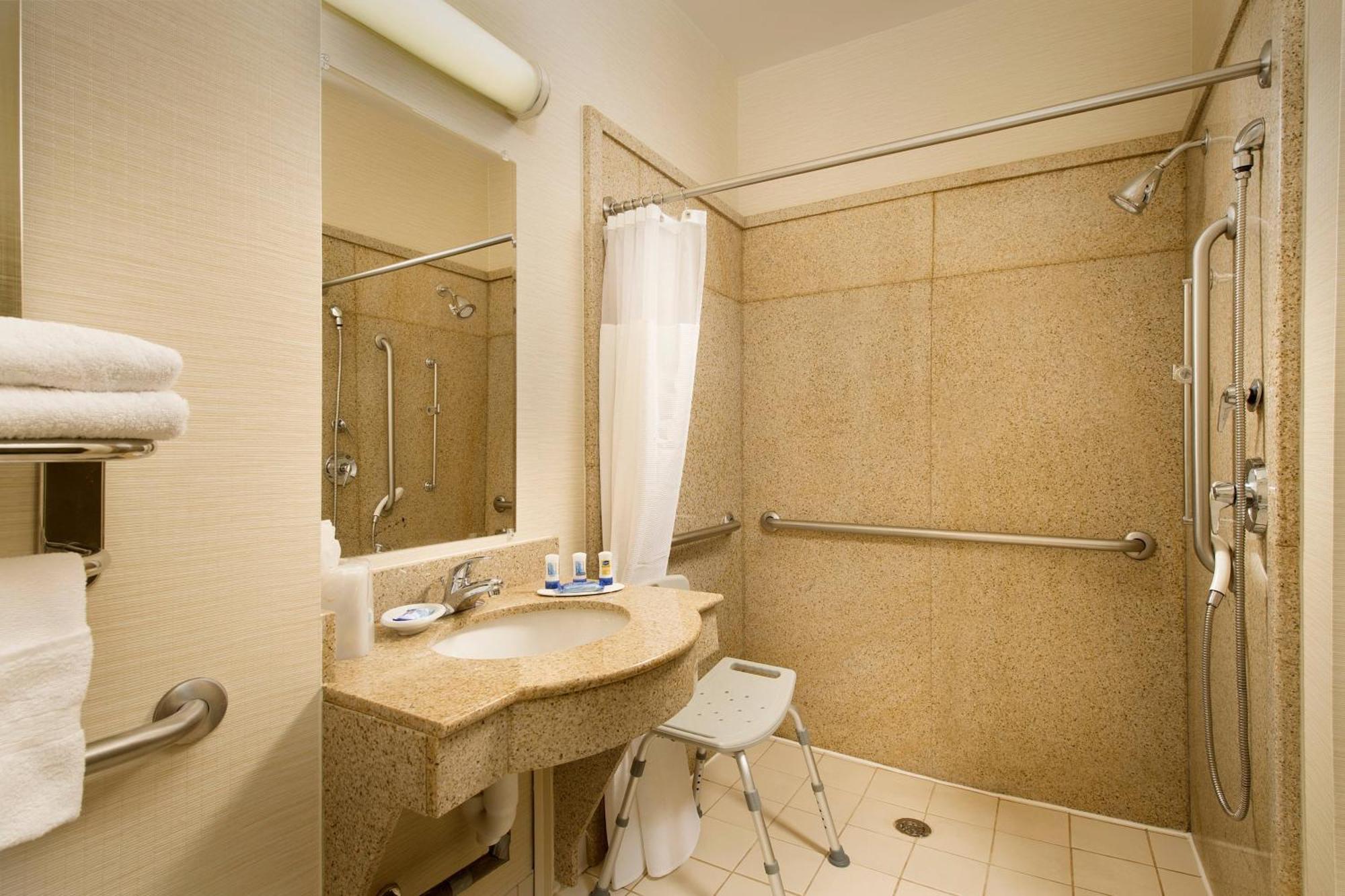 Fairfield Inn & Suites By Marriott Waco North Exterior foto